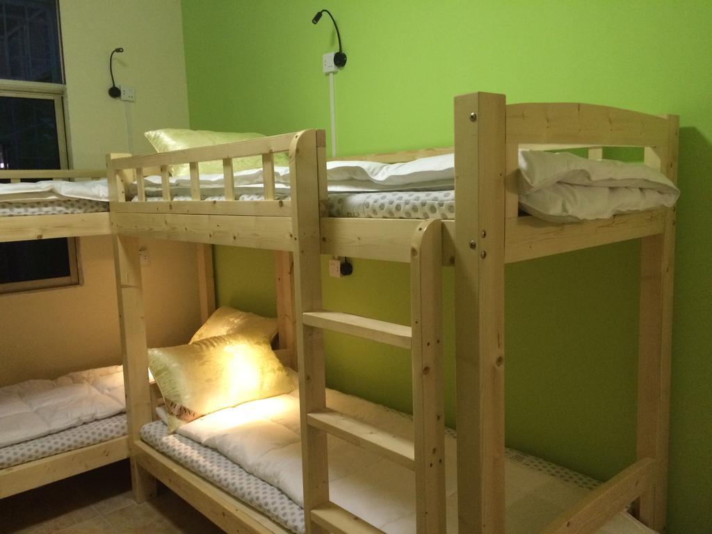Xi'An Rainbow Youth Hotel Экстерьер фото