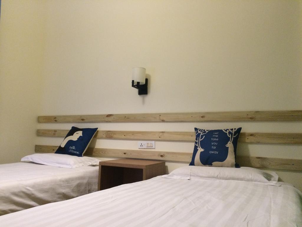 Xi'An Rainbow Youth Hotel Экстерьер фото