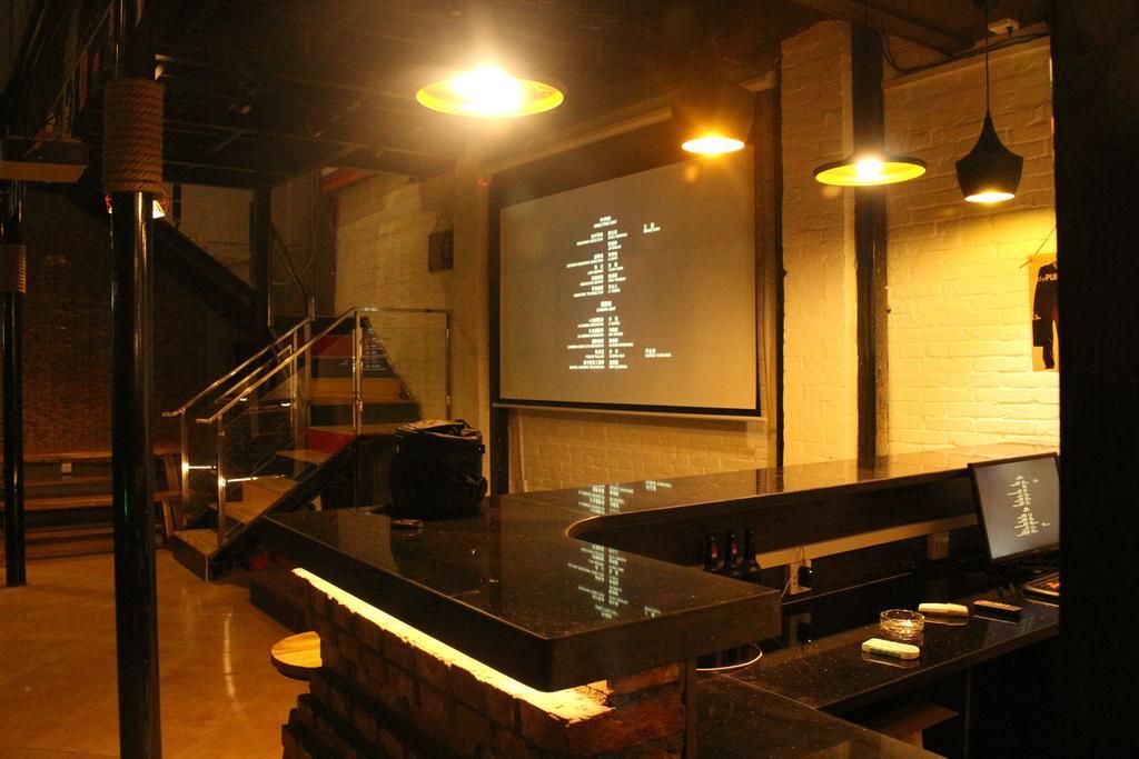 Xi'An Rainbow Youth Hotel Экстерьер фото