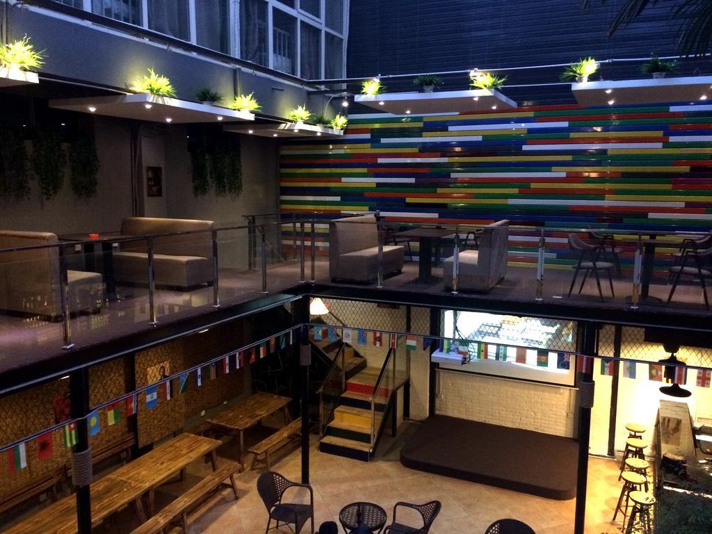 Xi'An Rainbow Youth Hotel Экстерьер фото